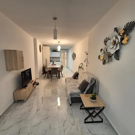 3br Family Near Valletta Apartman