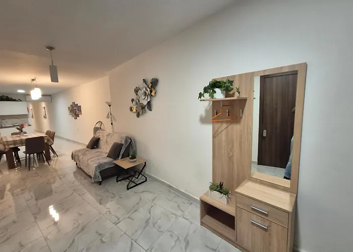 3br Family Near Valletta 아파트 *